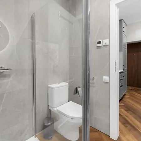Yard Gallery In The Center By Urban Rent Apartment Kaunas
