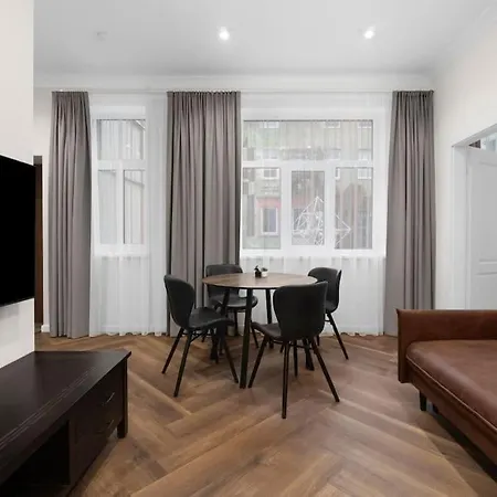Yard Gallery In The Center By Urban Rent Appartamento